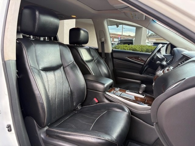 2015 INFINITI QX60 Image 9
