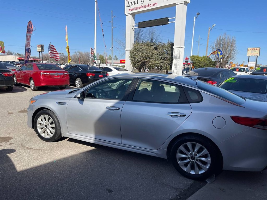2018 Kia Optima Image 3