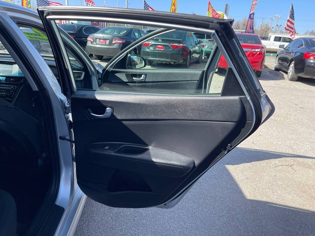2018 Kia Optima Image 7