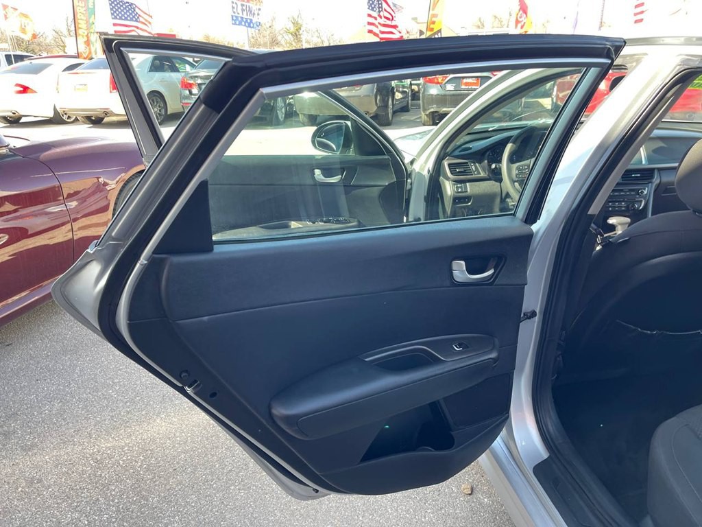 2018 Kia Optima Image 9