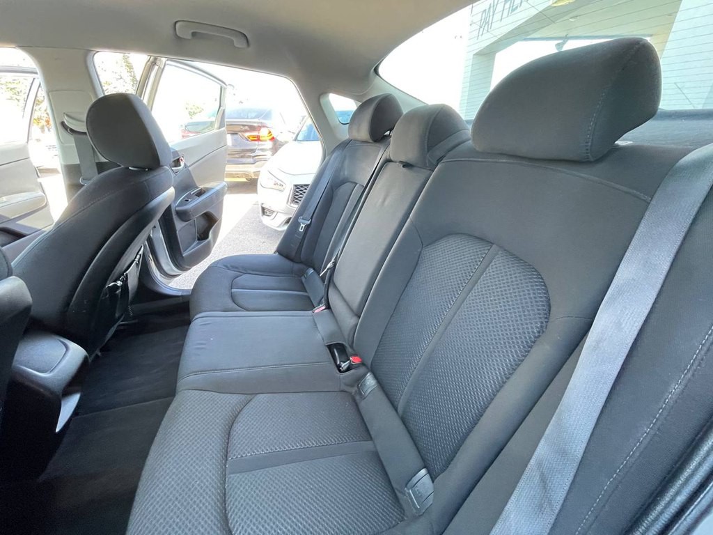 2018 Kia Optima Image 12