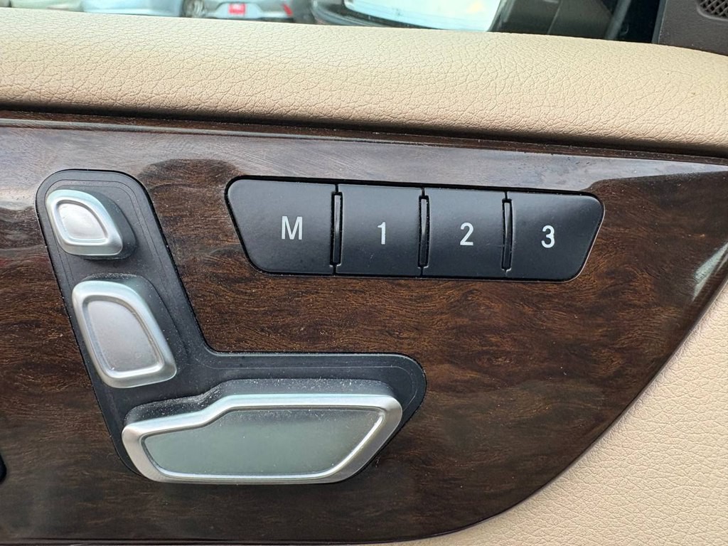 2017 Mercedes-Benz GLS-Class Image 17