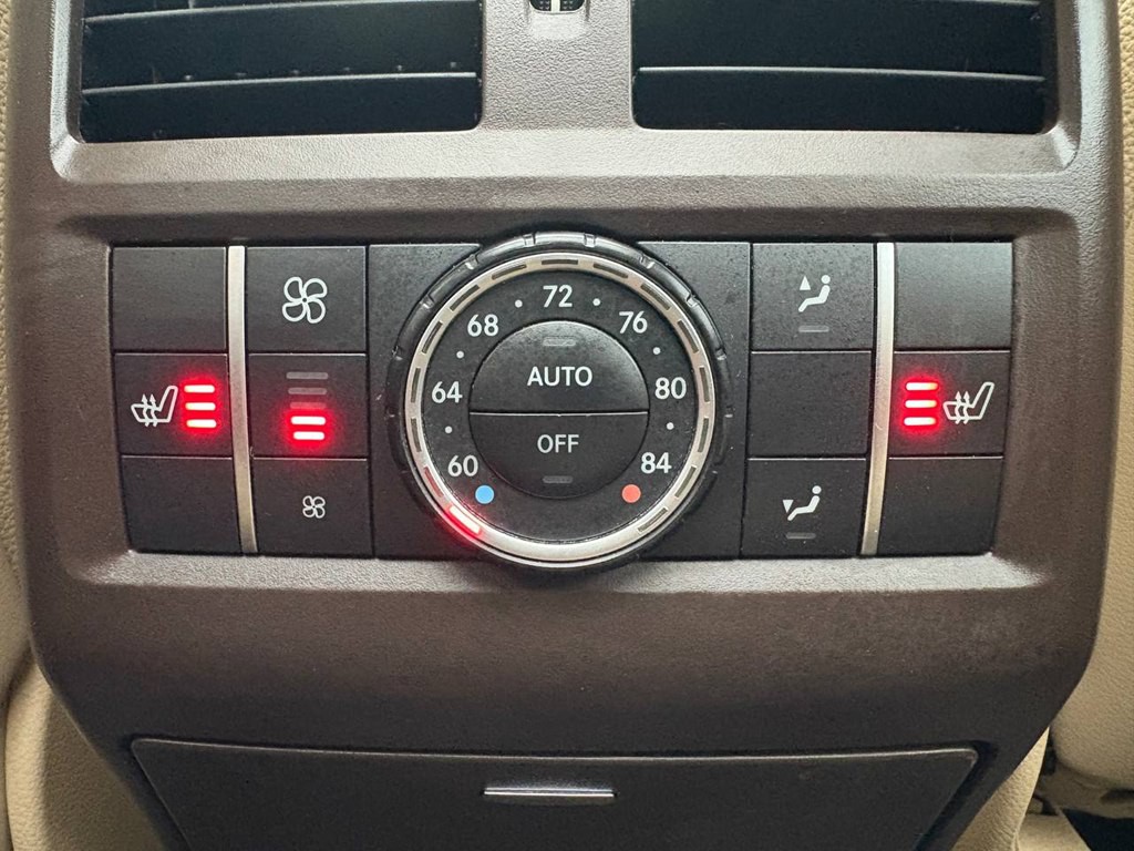 2017 Mercedes-Benz GLS-Class Image 32
