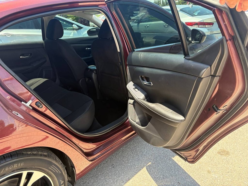 2022 Nissan Sentra Image 8