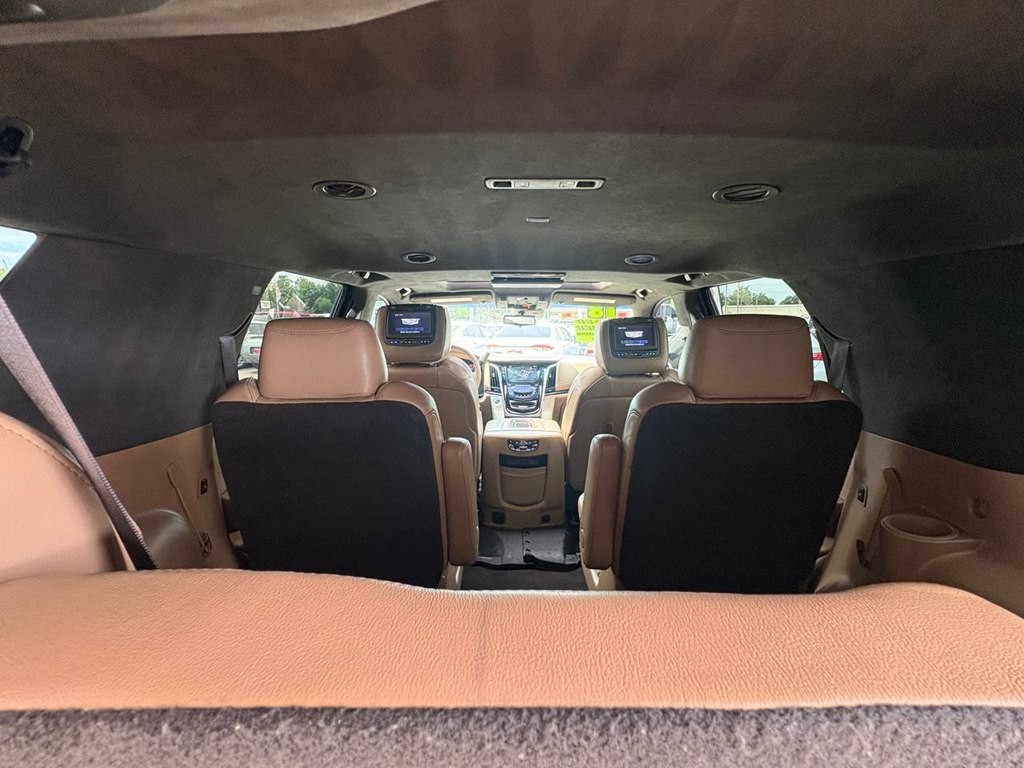 2018 Cadillac Escalade Image 39