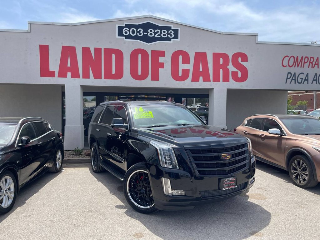 2016 Cadillac Escalade Image 1
