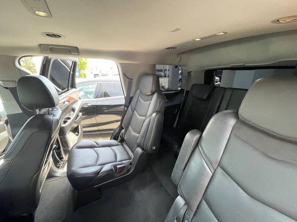 2016 Cadillac Escalade Image 20