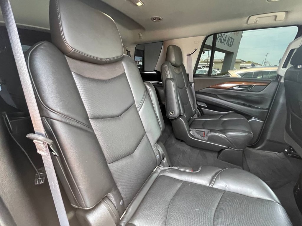 2016 Cadillac Escalade Image 24