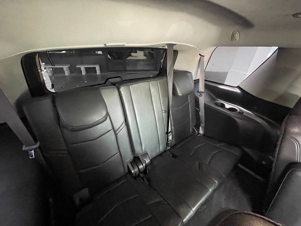 2016 Cadillac Escalade Image 25