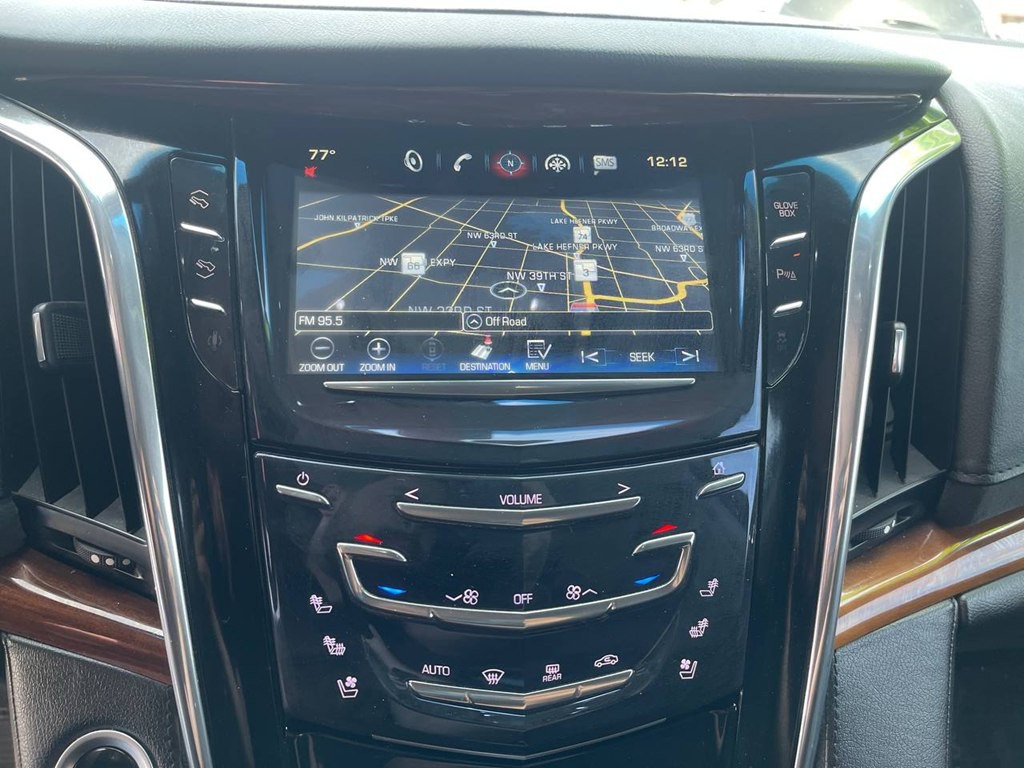 2016 Cadillac Escalade Image 51