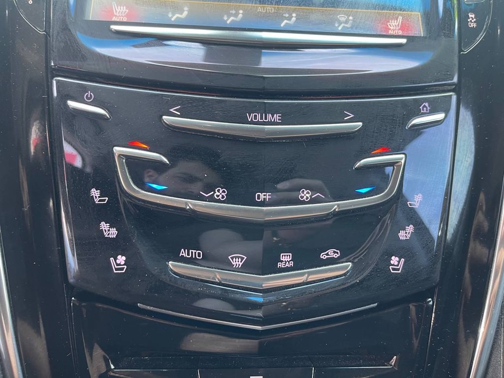2016 Cadillac Escalade Image 54