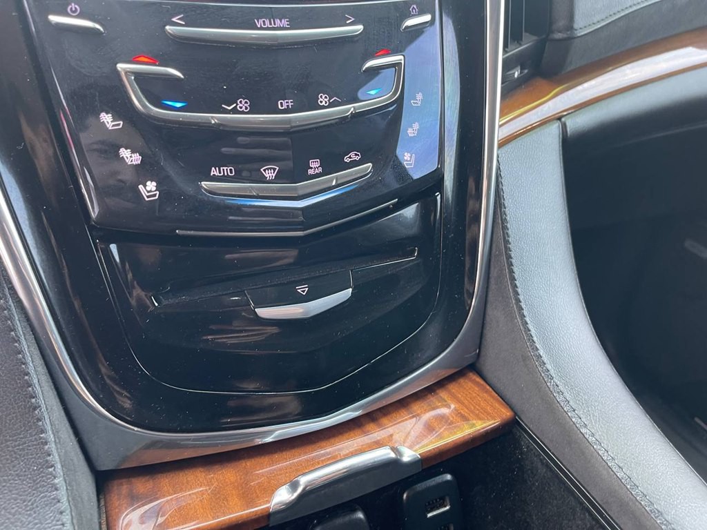 2016 Cadillac Escalade Image 55