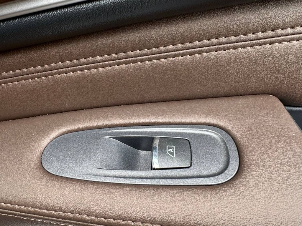 2015 INFINITI QX60 Image 12