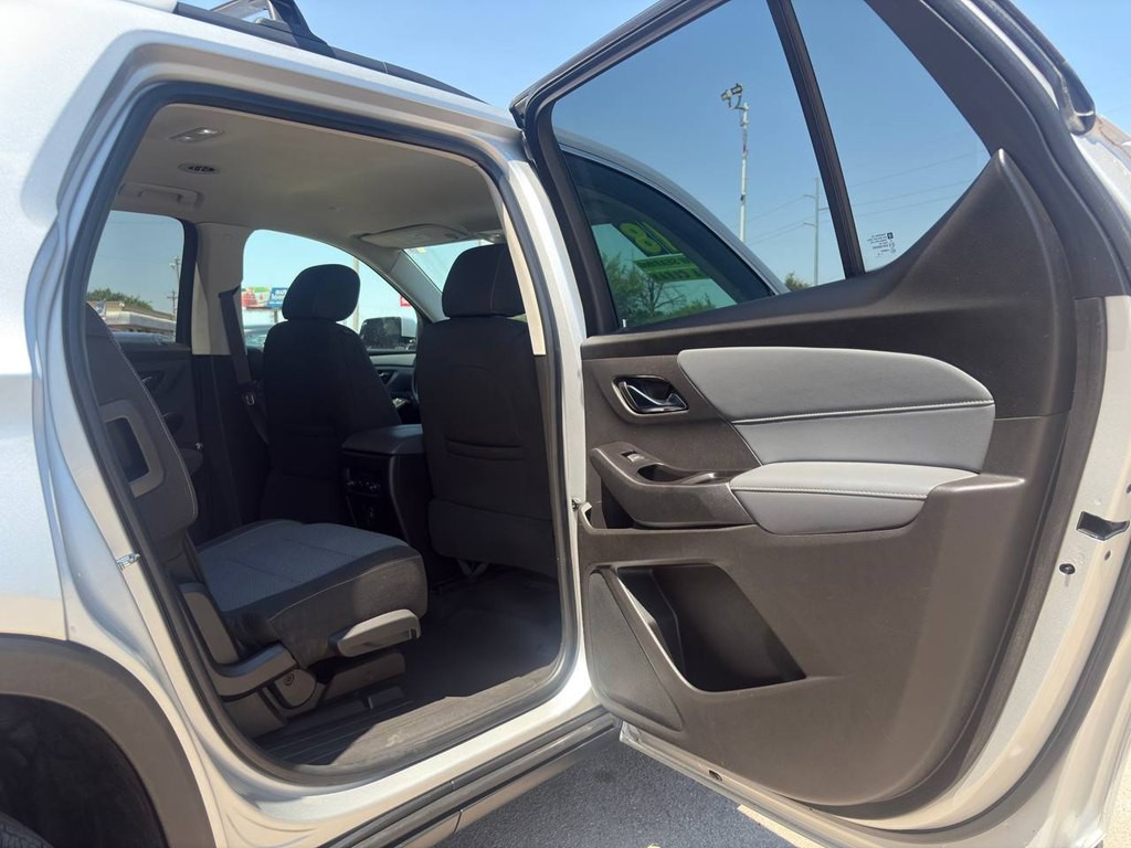 2018 Chevrolet Traverse Image 11