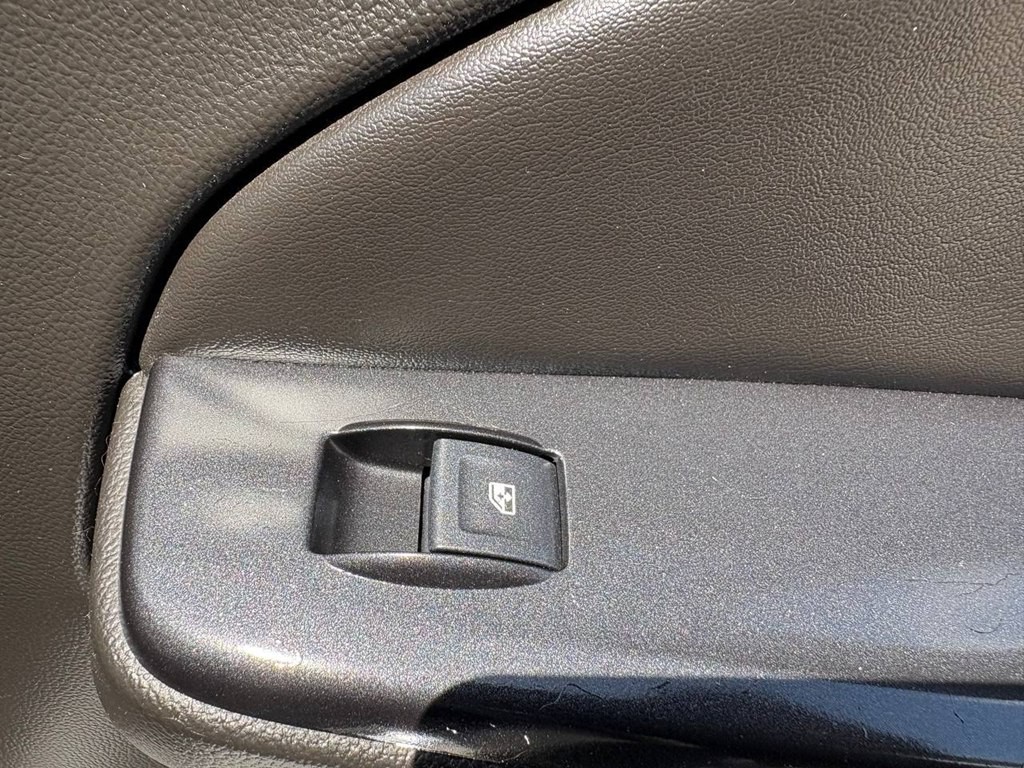 2017 GMC Yukon Image 7