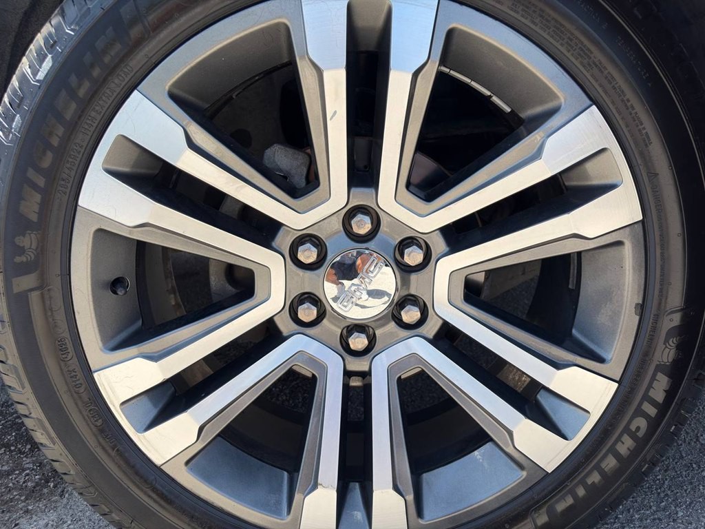 2017 GMC Yukon Image 42