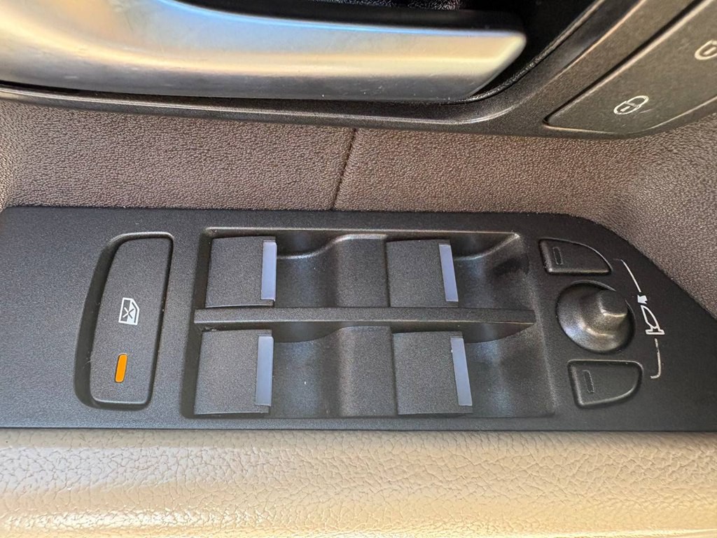 2015 Land Rover Range Rover Evoque Image 22