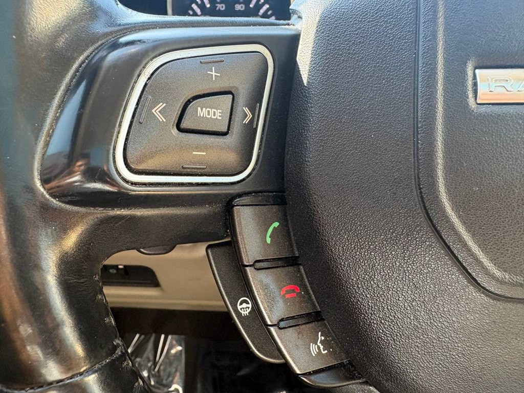 2015 Land Rover Range Rover Evoque Image 28