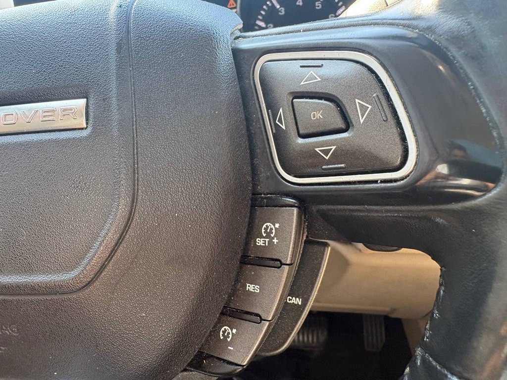 2015 Land Rover Range Rover Evoque Image 29