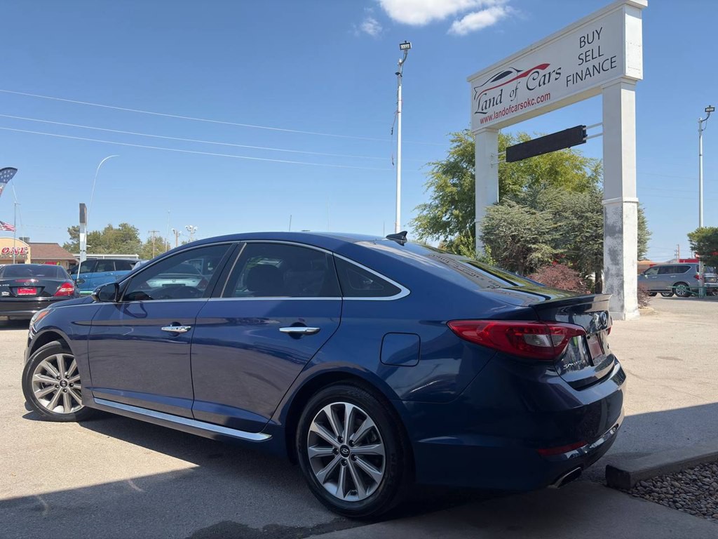 2016 Hyundai Sonata Image 2