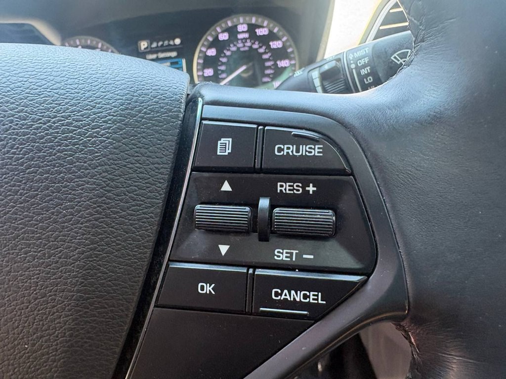 2016 Hyundai Sonata Image 24