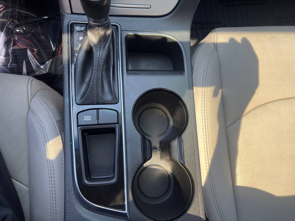 2016 Hyundai Sonata Image 32