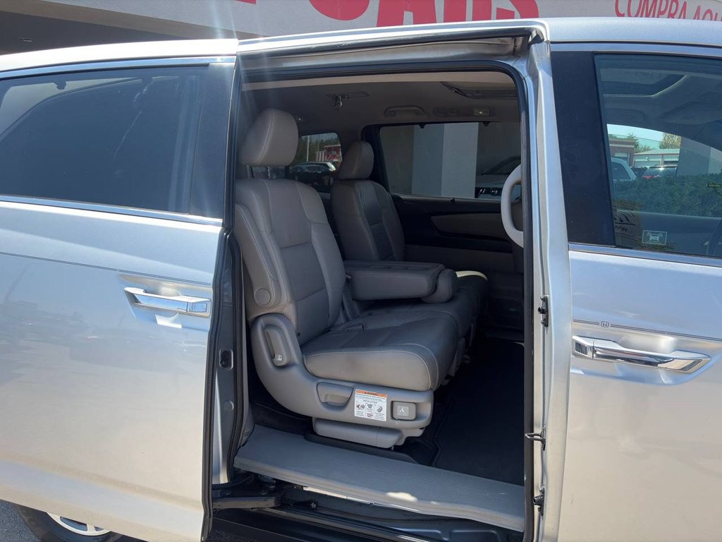 2012 Honda Odyssey Image 10
