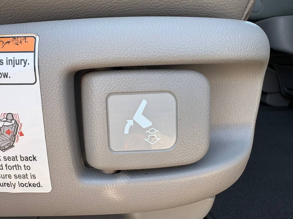 2012 Honda Odyssey Image 12