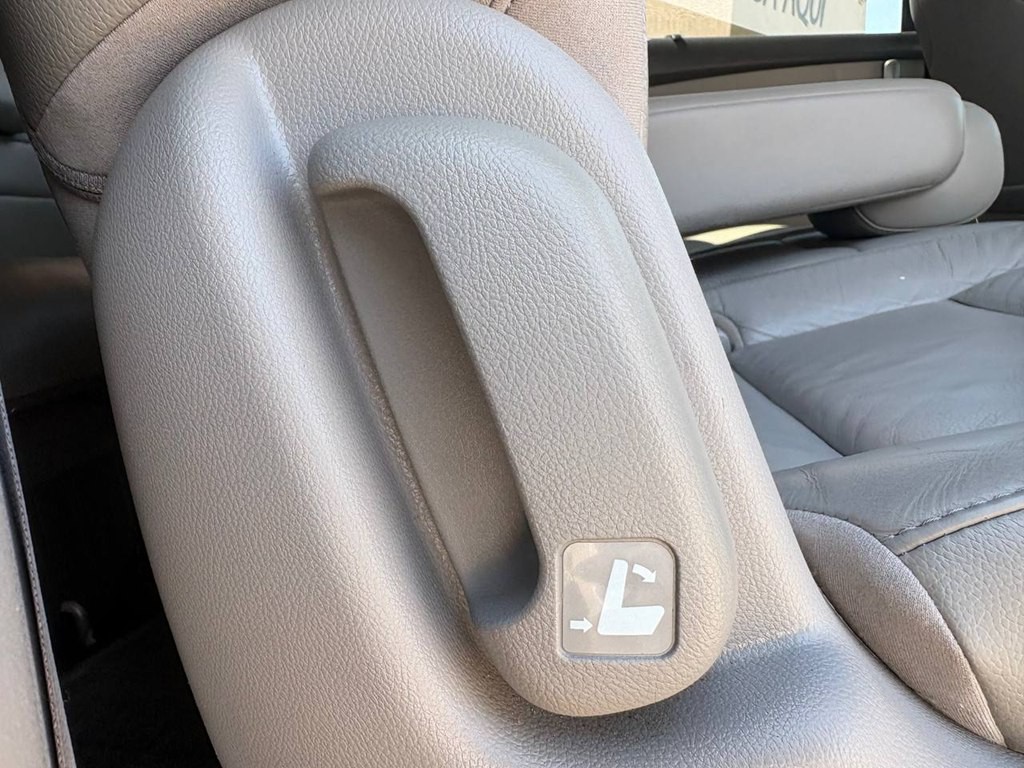 2012 Honda Odyssey Image 13