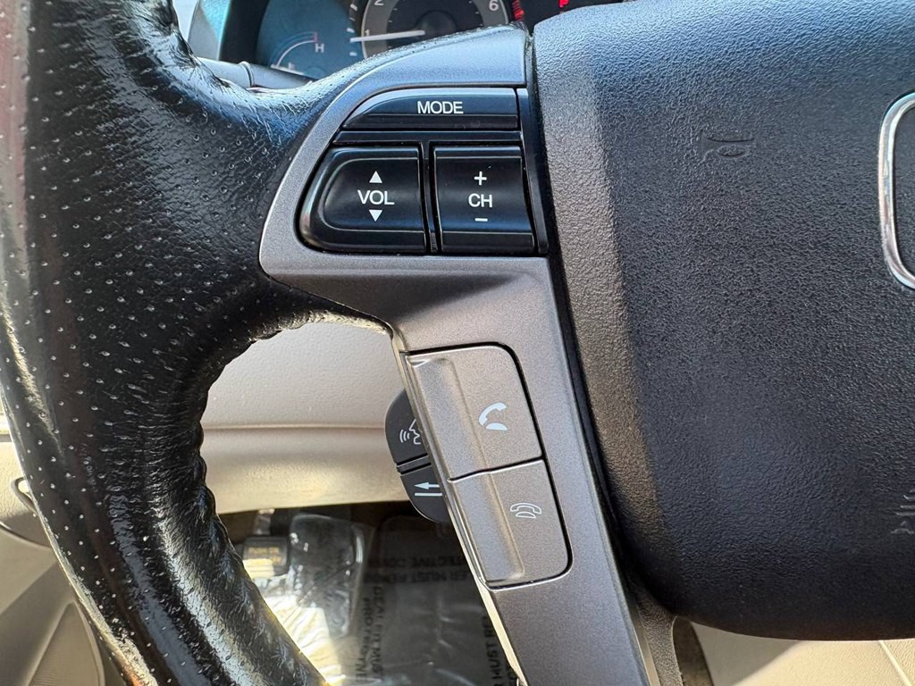 2012 Honda Odyssey Image 21