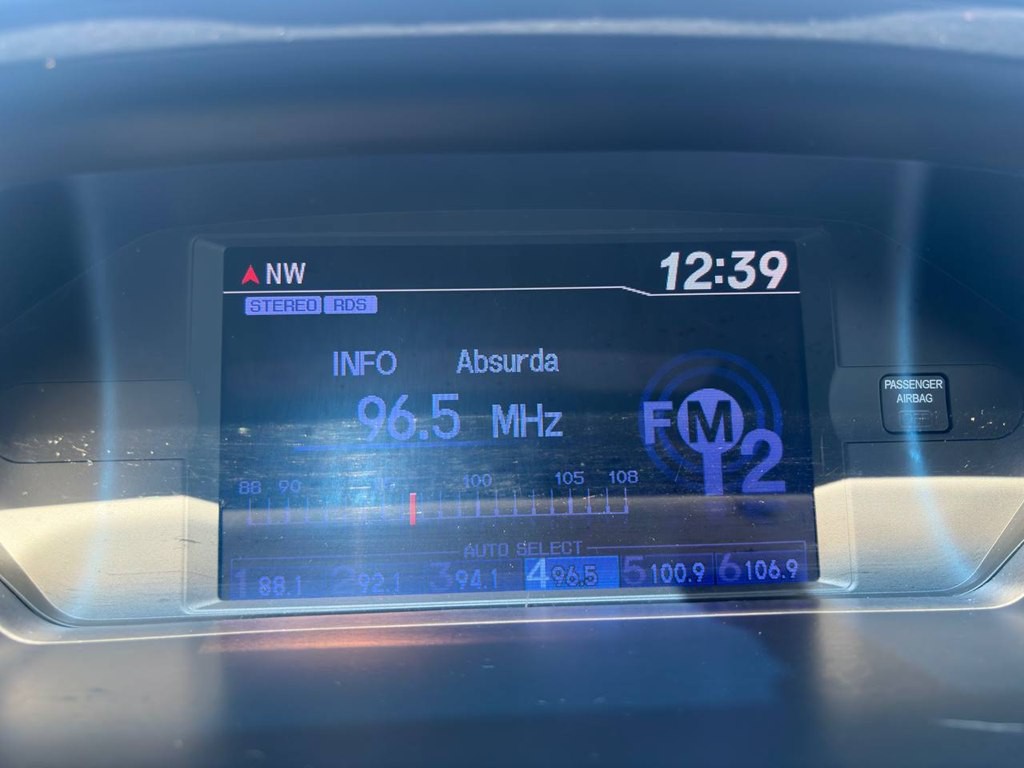 2012 Honda Odyssey Image 24