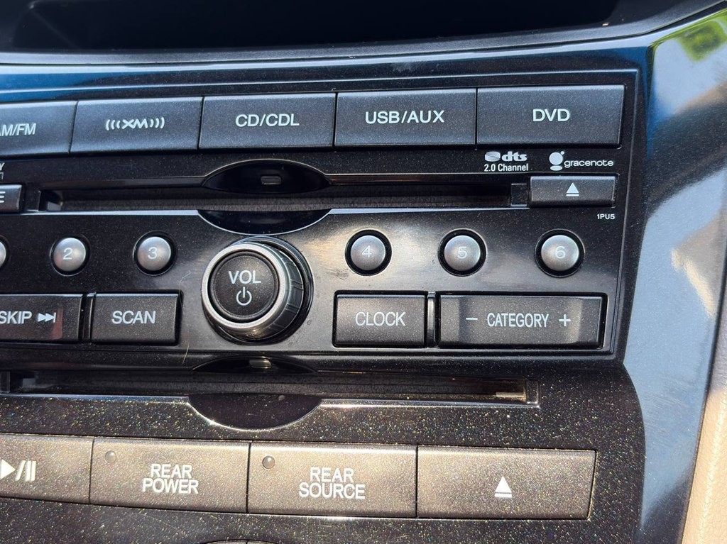 2012 Honda Odyssey Image 28