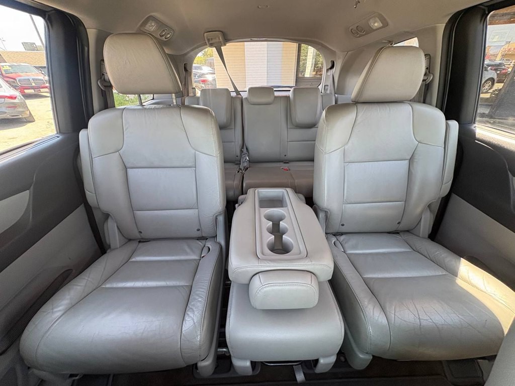 2012 Honda Odyssey Image 34
