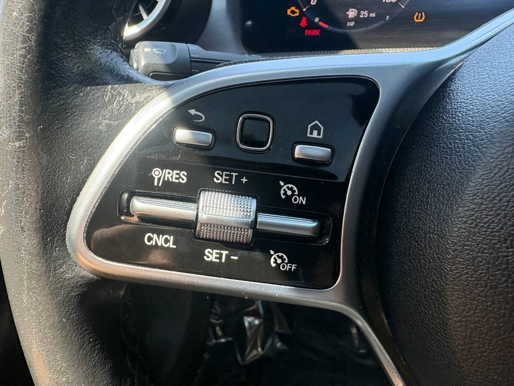 2021 Mercedes-Benz CLA-Class Image 24