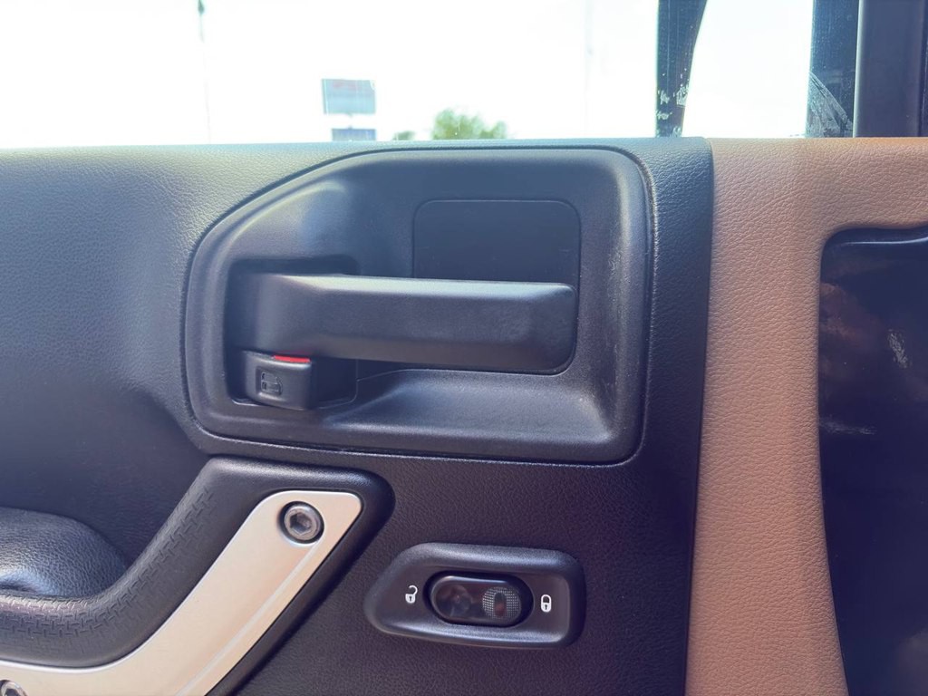 2014 Jeep Wrangler Unlimited Image 14
