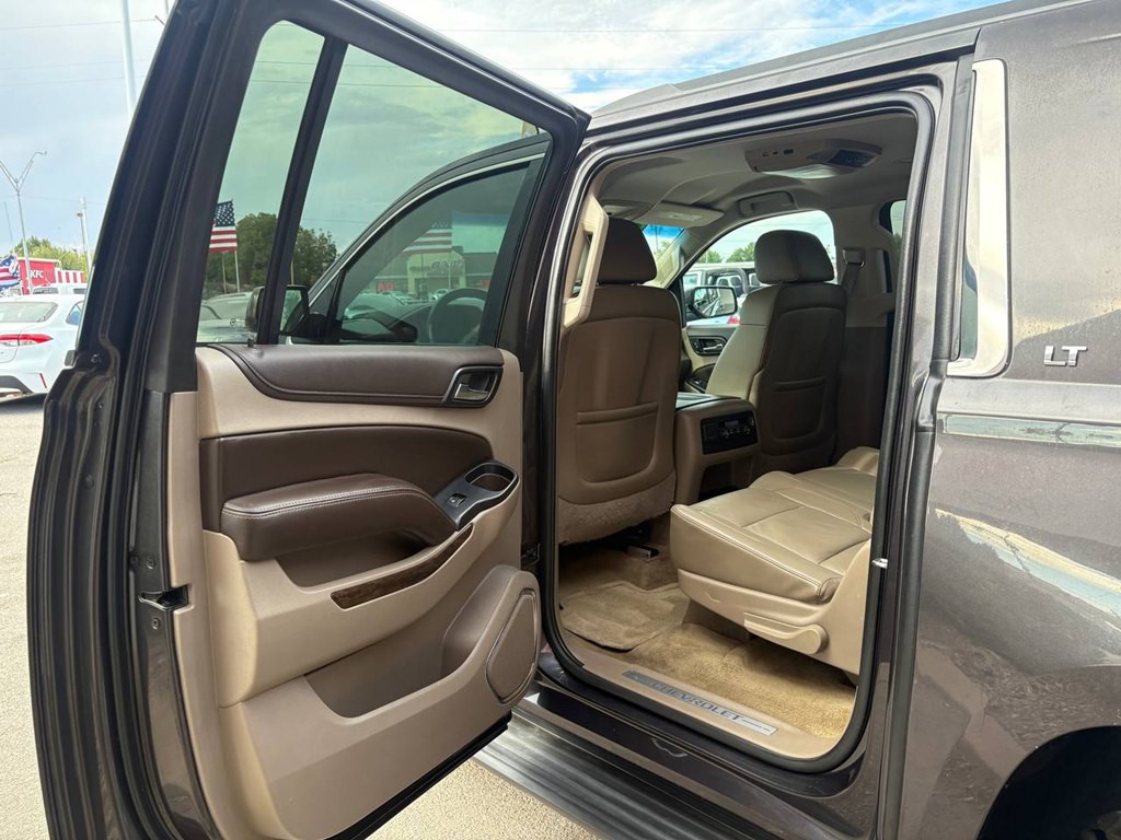 2015 Chevrolet Suburban Image 12