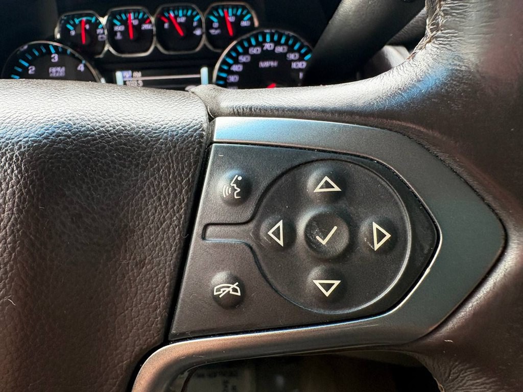 2015 Chevrolet Suburban Image 24