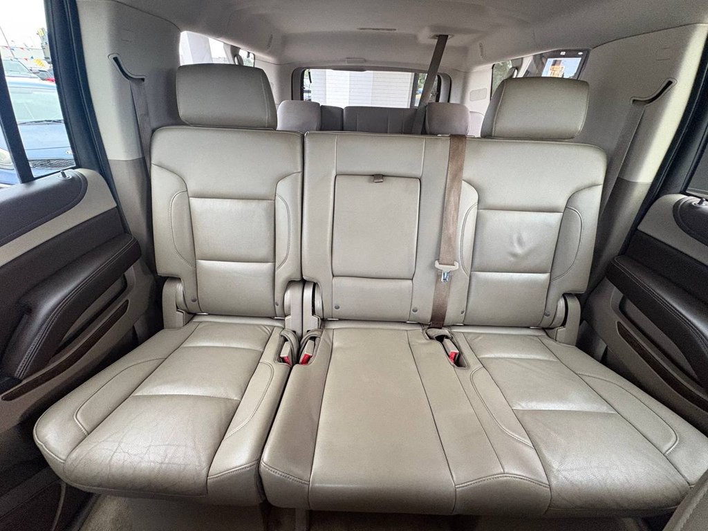 2015 Chevrolet Suburban Image 34