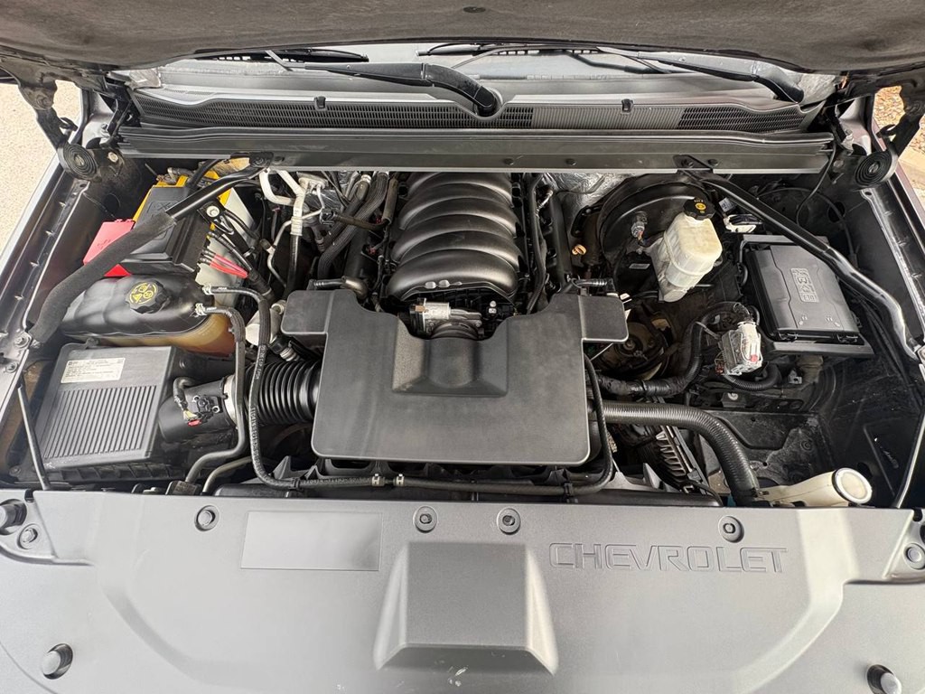 2015 Chevrolet Suburban Image 43