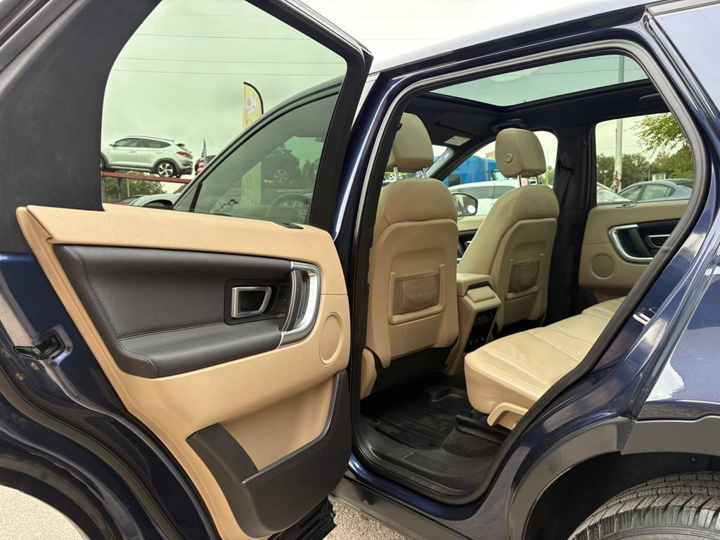 2016 Land Rover Discovery Sport Image 13