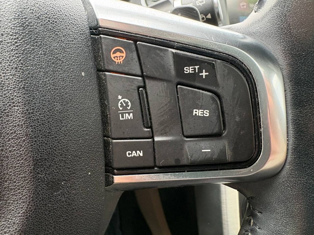2016 Land Rover Discovery Sport Image 23