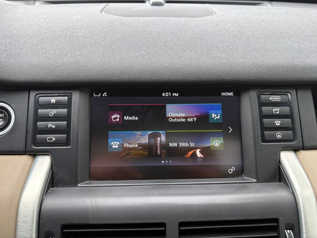 2016 Land Rover Discovery Sport Image 26