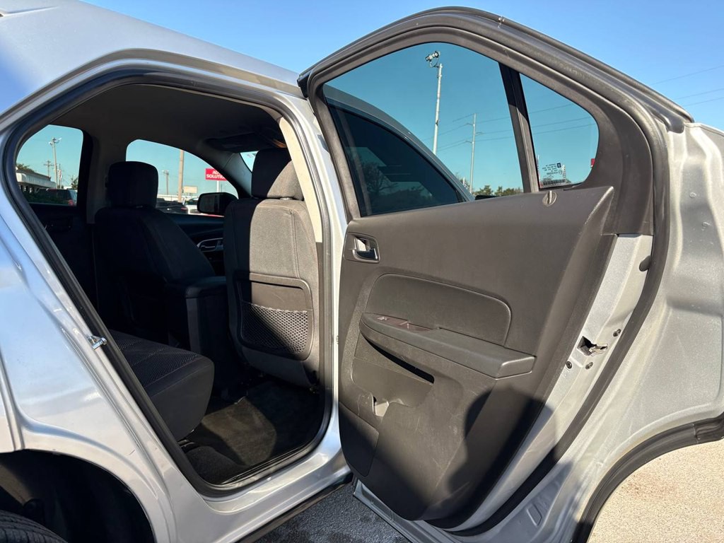 2017 Chevrolet Equinox Image 9