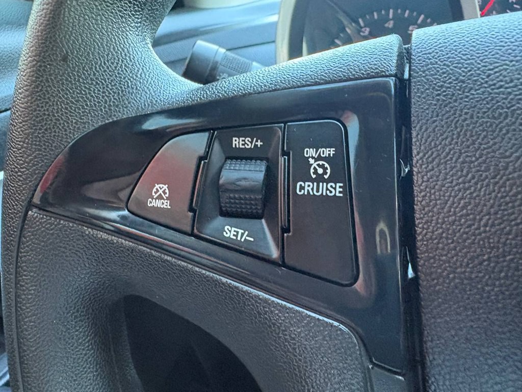 2017 Chevrolet Equinox Image 18