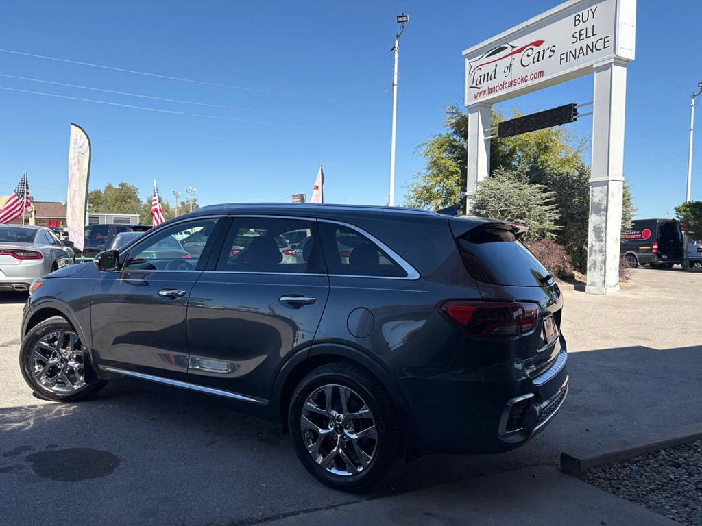 2019 Kia Sorento Image 2