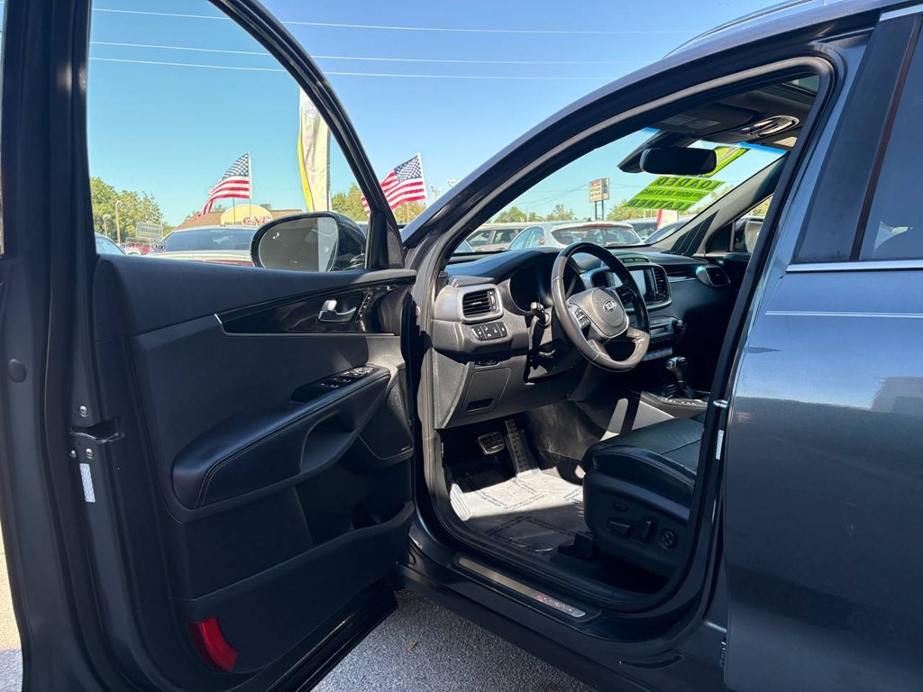 2019 Kia Sorento Image 16