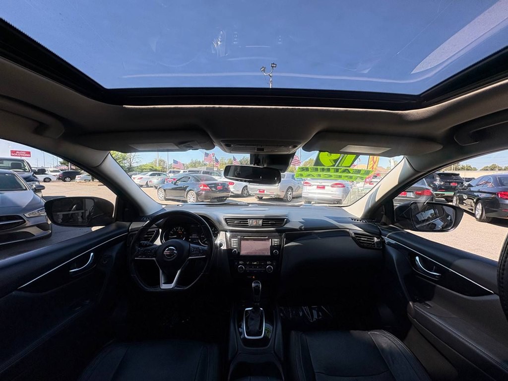 2019 Nissan Rogue Image 31