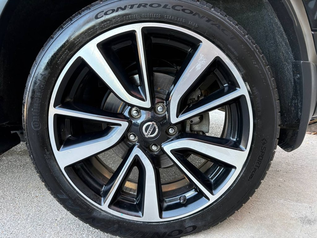 2019 Nissan Rogue Image 35
