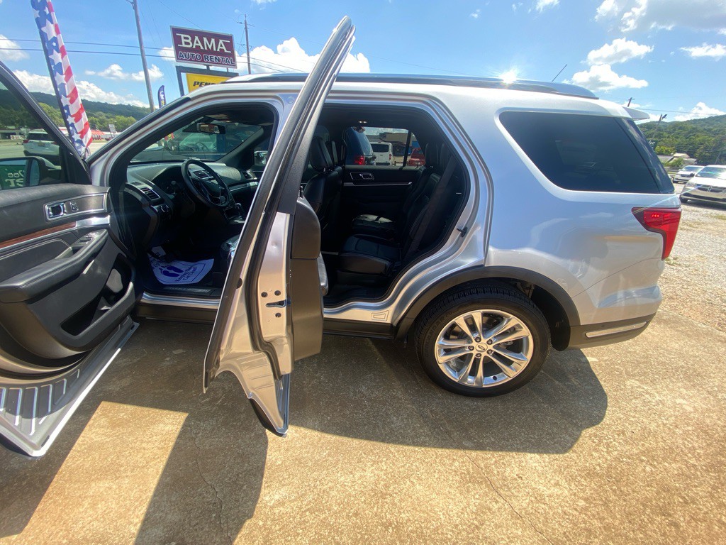 2018 Ford Explorer Image 5