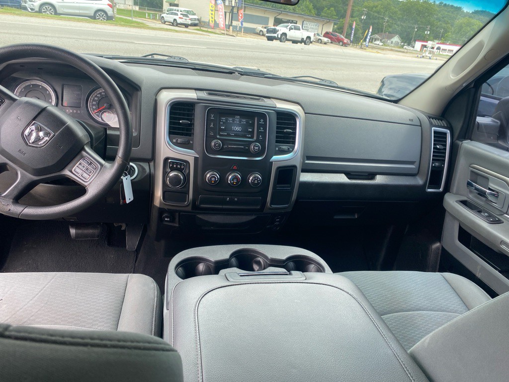 2019 RAM 1500 Image 7